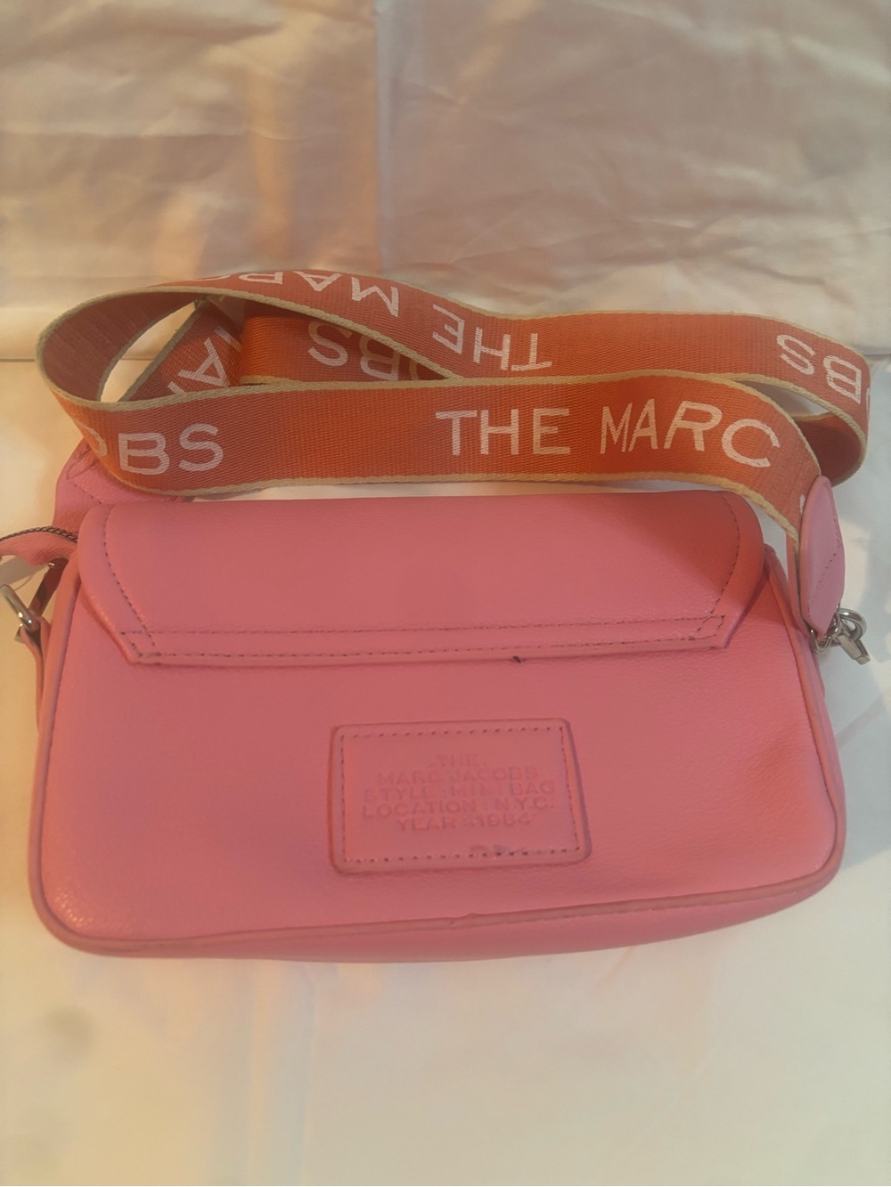 Marc Jacobs Mini Bag in Pink with Orange Strap - Picture 2 of 2